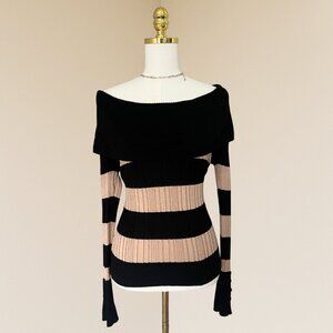 Y2K Black & Tan Off-the-Shoulder Sweater
